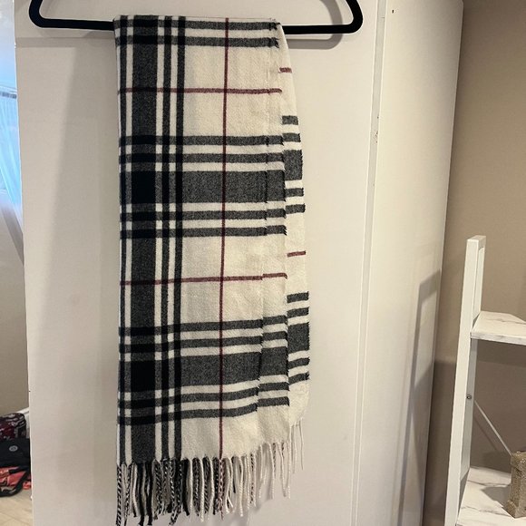 Garage Plaid Scarf - Picture 1 of 2